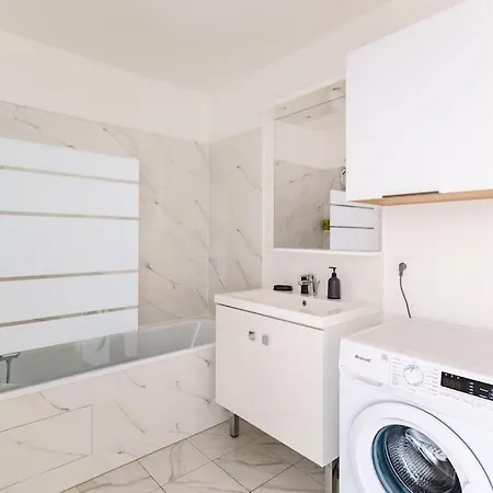 Chic & Calme Proche Disneyland Apartment *