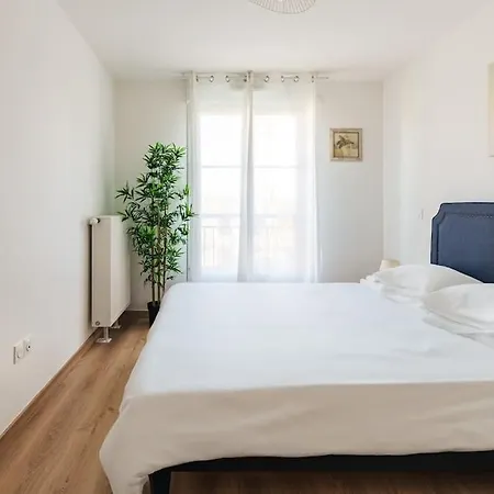 Chic & Calme Proche Disneyland Apartment *